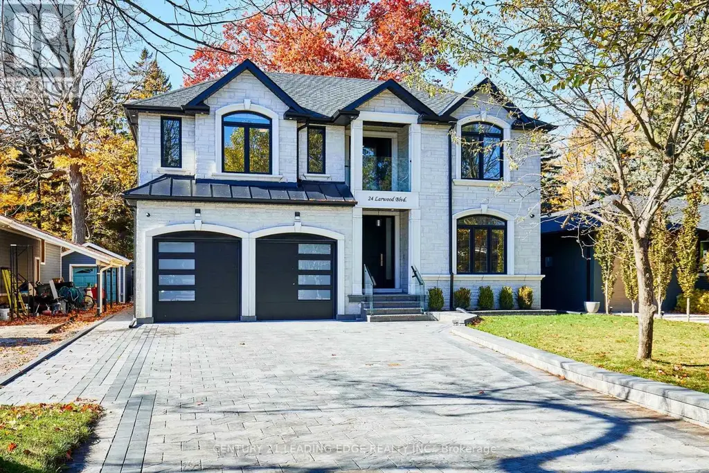 24 Larwood Boulevard, Toronto (Cliffcrest)