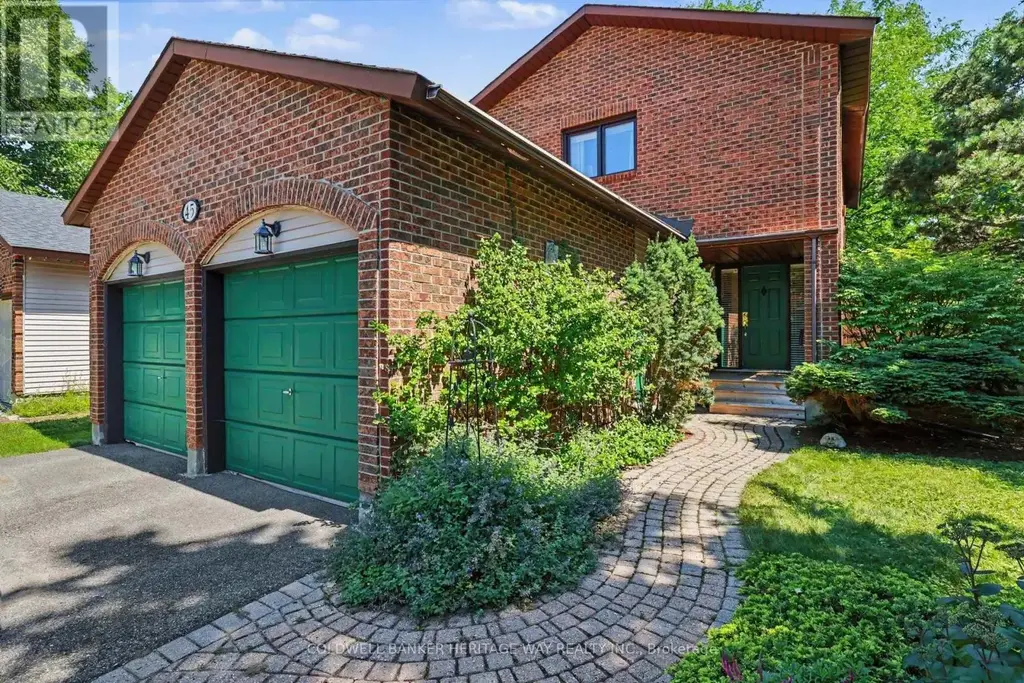 45 Shadetree Crescent, Ottawa