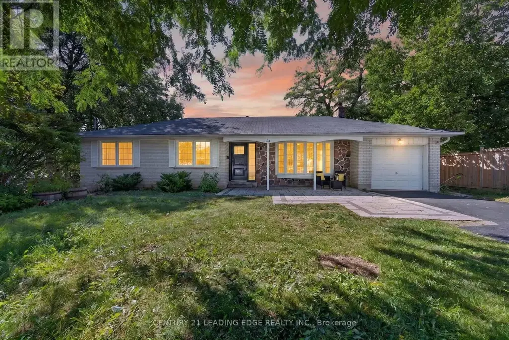 24 Lincoln Green Drive, Markham (Bullock)