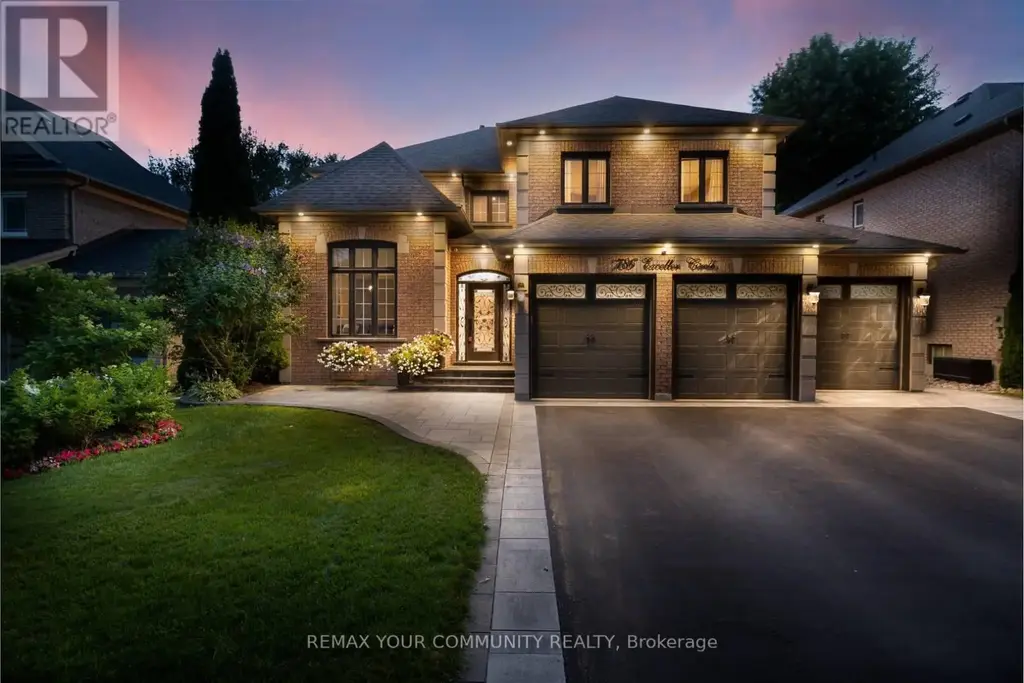 786 Exceller Circle, Newmarket (Stonehaven-Wyndham)