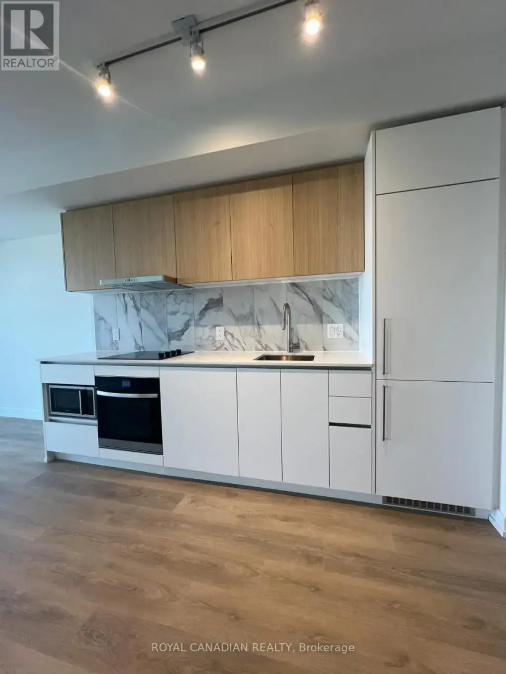 837 - 1100 Sheppard Avenue W, Toronto (York University Heights)