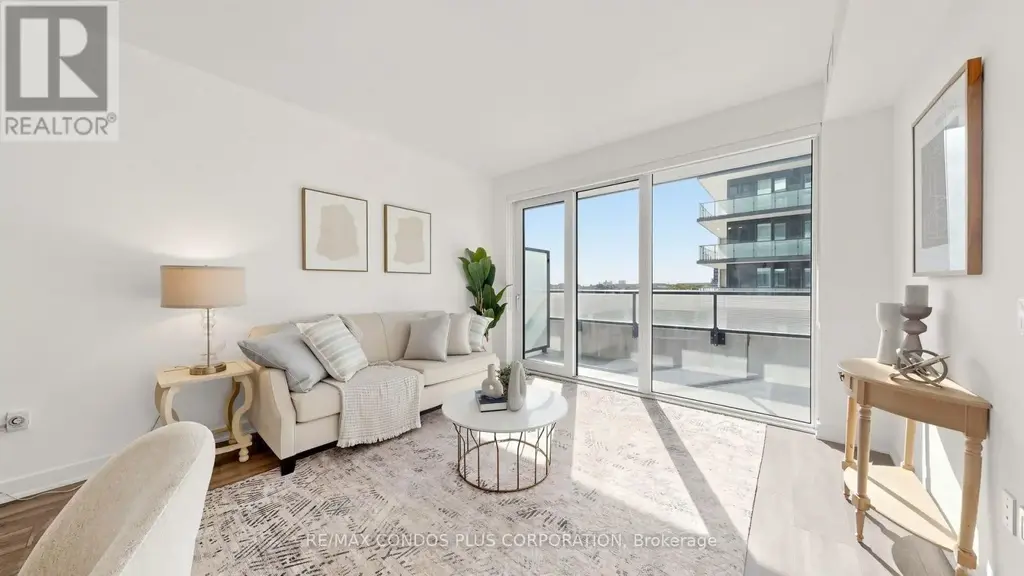 503 - 105 Oneida Crescent, Richmond Hill (Langstaff)