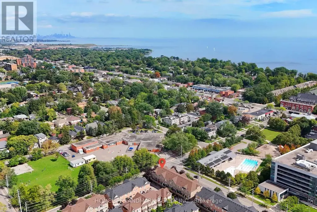 15 - 130 Park Street E, Mississauga (Port Credit)