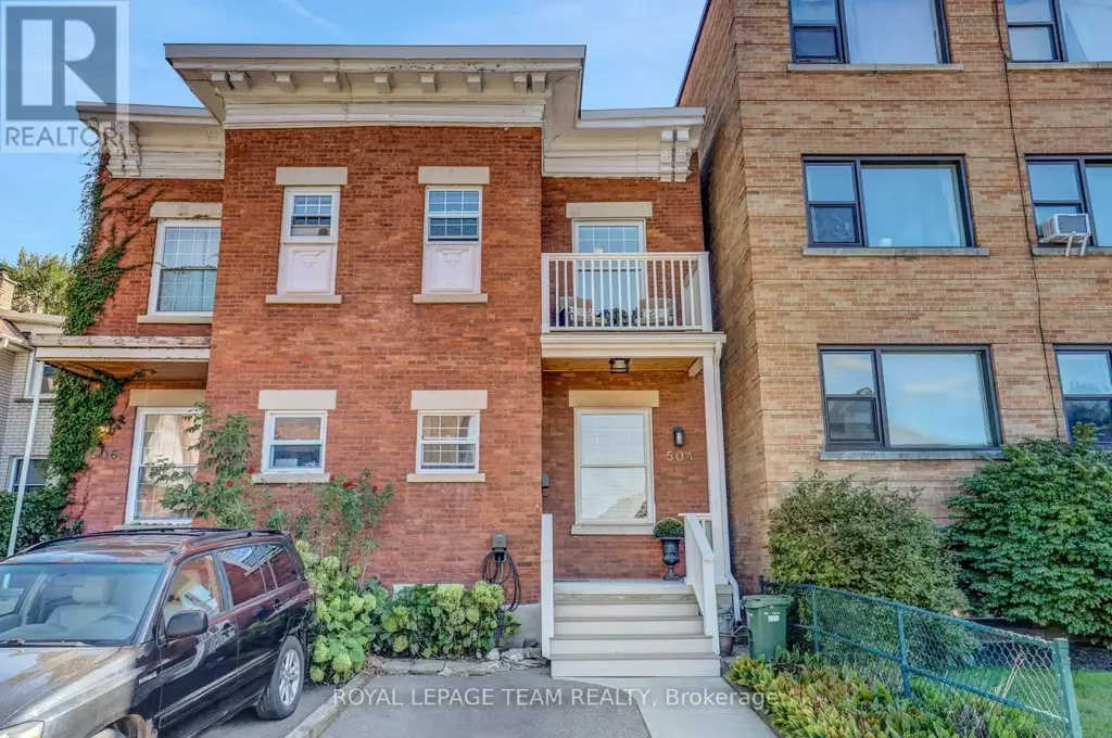 504 Clarence Street E, Ottawa