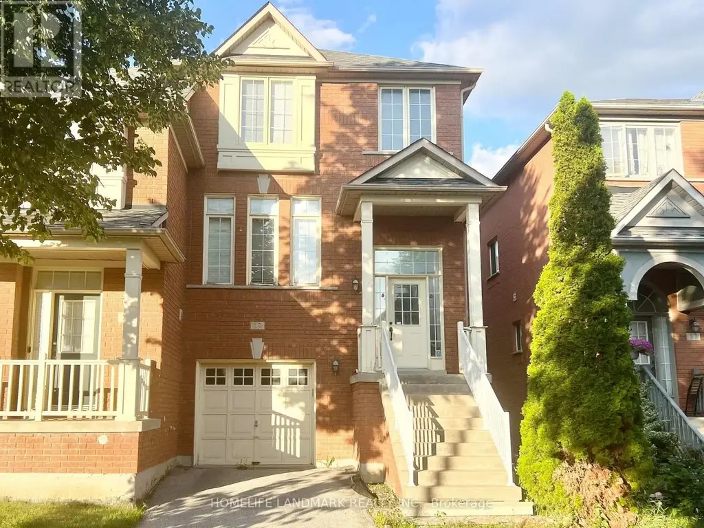 19 Fairlawn Avenue, Markham (Berczy)