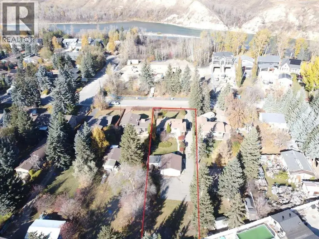 7219 Bow Crescent Nw, Calgary