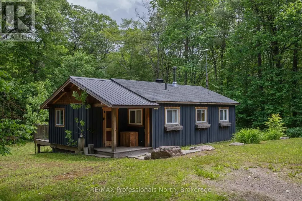 1628 Boshkung Lake Road, Algonquin Highlands (Stanhope)