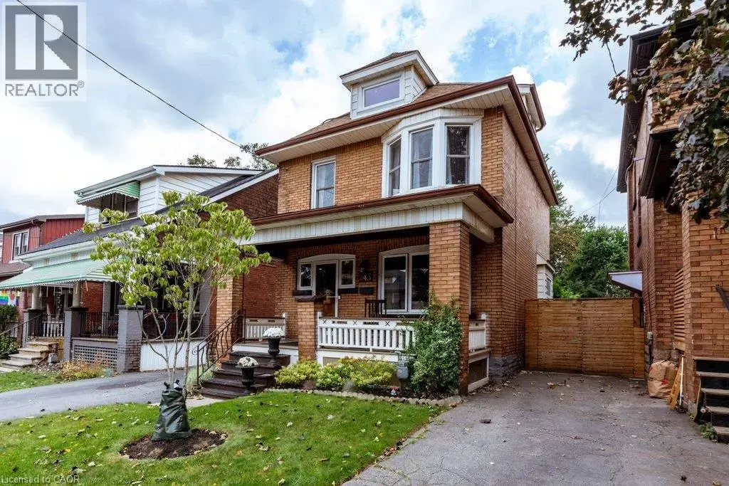 243 Grosvenor Avenue S, Hamilton