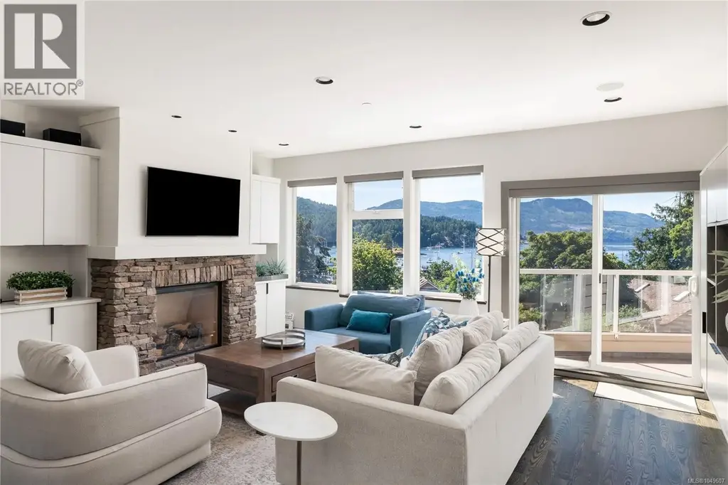 916 Grilse Lane, Central Saanich