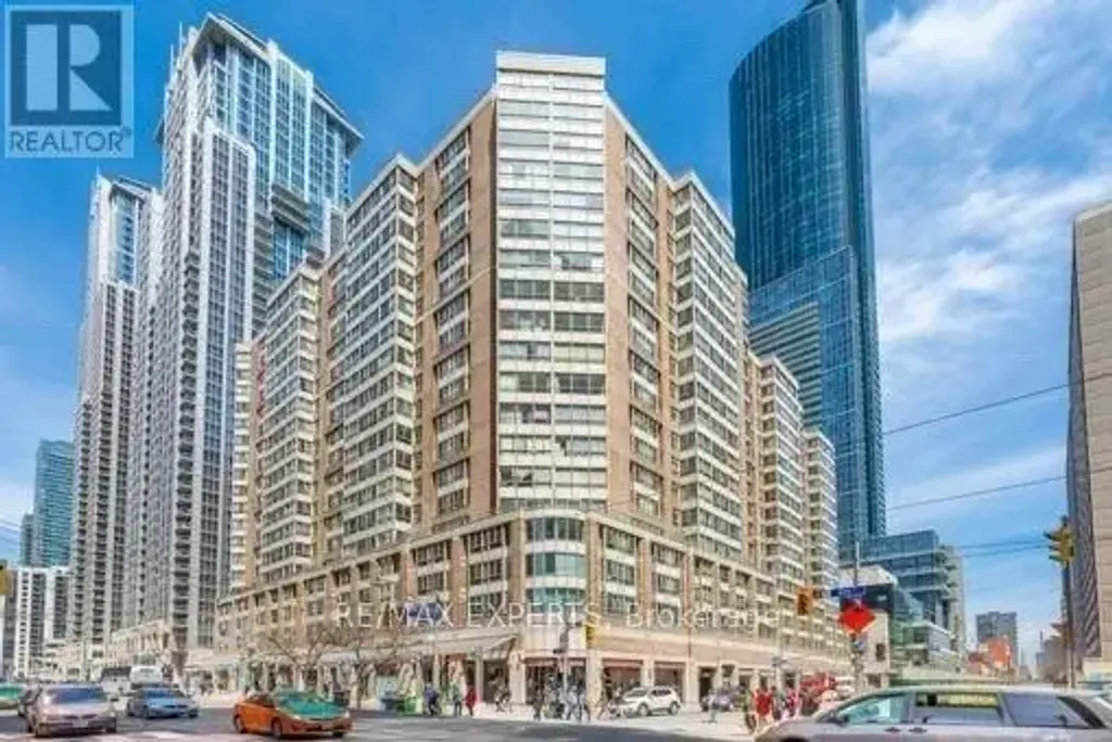 605 - 717 Bay Street, Toronto (Bay Street Corridor)