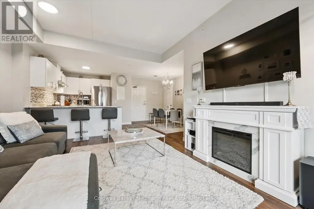 106 - 7 Kay Crescent, Guelph (Pineridge/Westminster Woods)