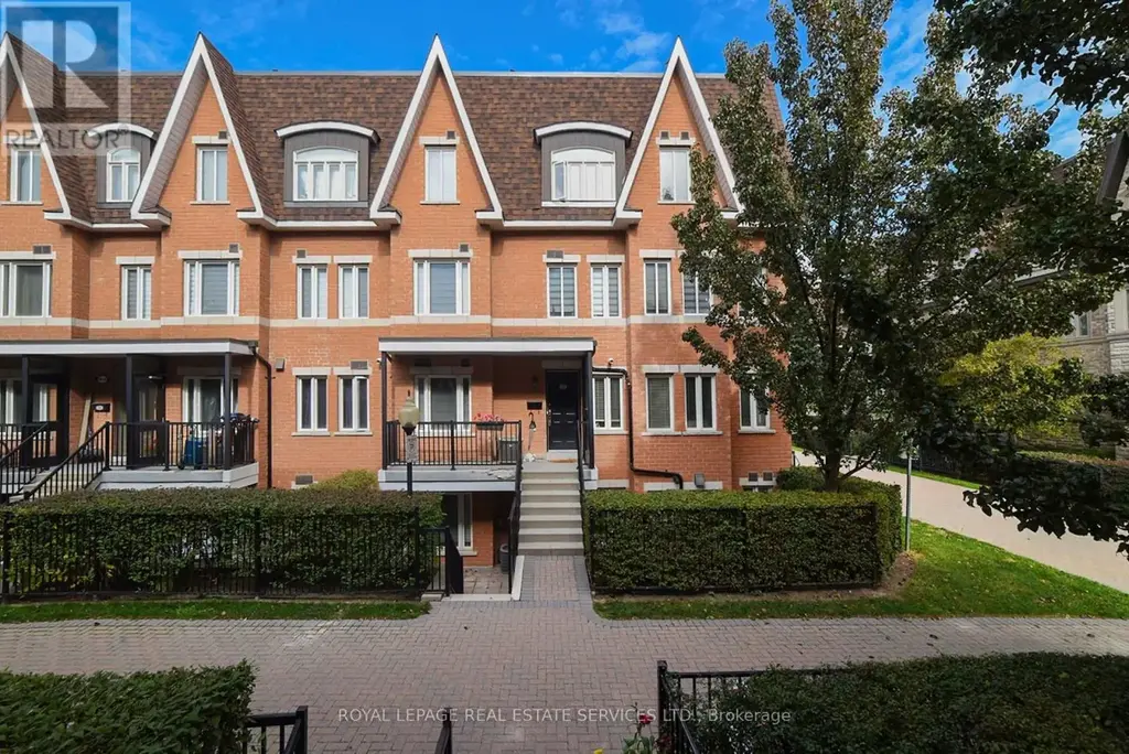 359 - 312 John Street, Markham (Aileen-Willowbrook)