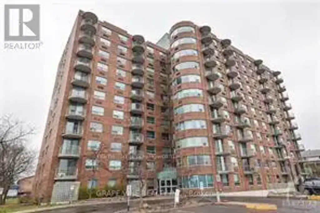 1010 - 1440 Heron Road, Ottawa