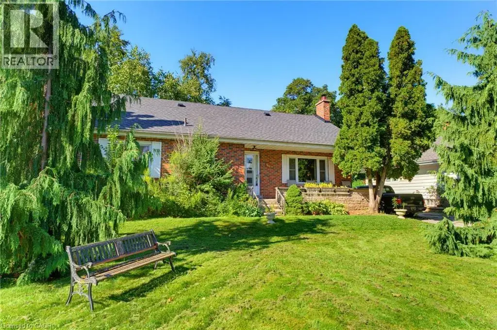 940 Harvey Place, Halton