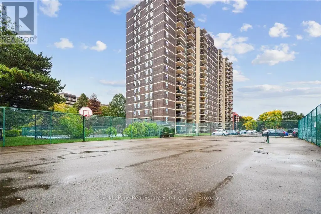 812 - 966 Inverhouse Drive, Mississauga (Clarkson)