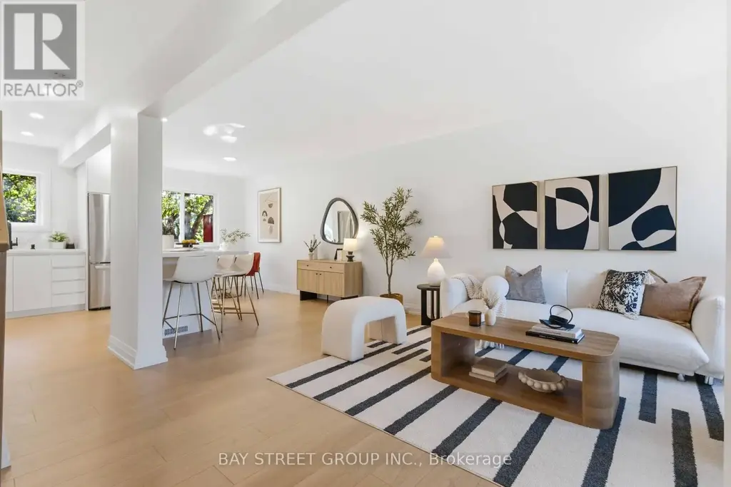 115 Bergen Road, Toronto (Dorset Park)