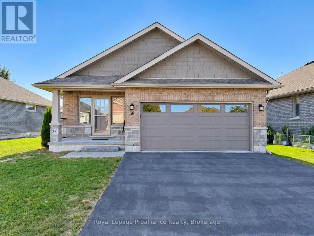 38 Mercedes Drive, Belleville (Belleville Ward)