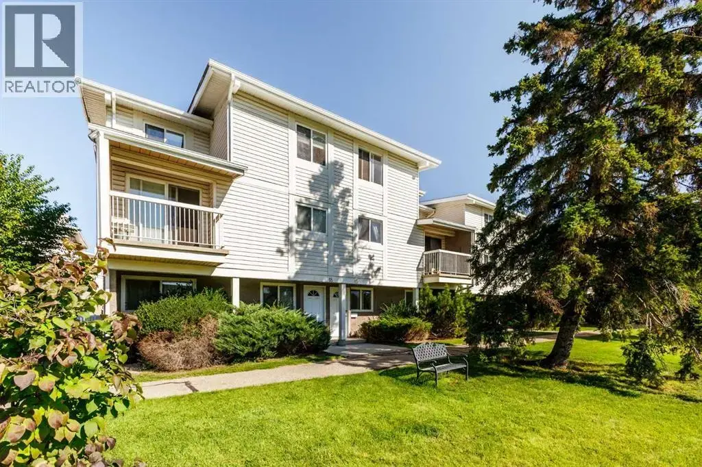 16, 3015 51 Street Sw, Calgary