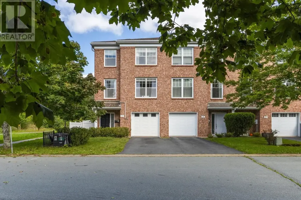 1 Arthur Lismer Court, Bedford