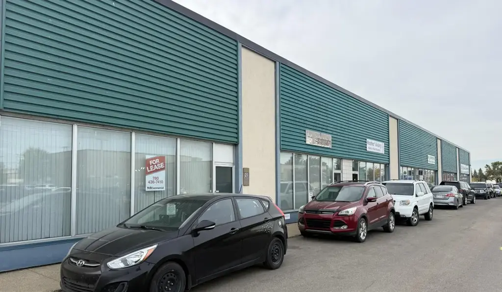 21 Airport Road, Edmonton