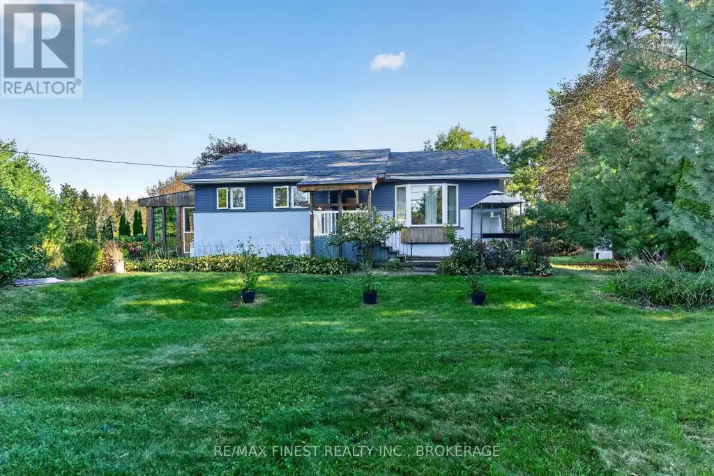 1045 Middle Road, Kingston