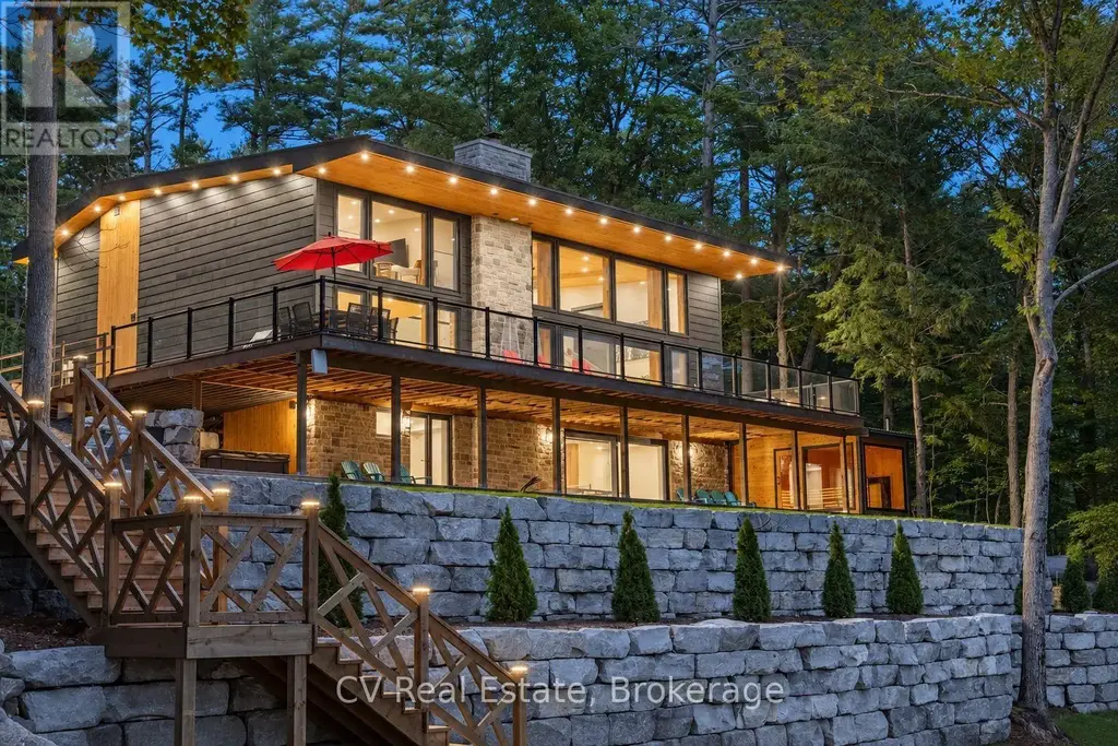 1009 Donaldson Street, Lake of Bays (Ridout)