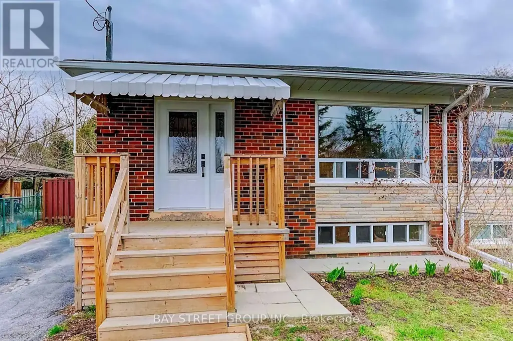 382 Blue Grass Boulevard, Richmond Hill (Crosby)