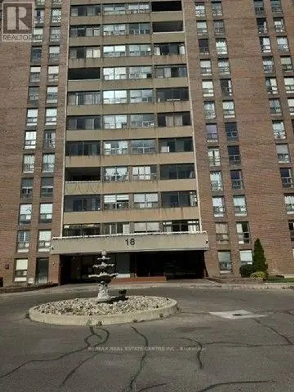1509 - 18 Knightsbridge Road, Brampton (Queen Street Corridor)