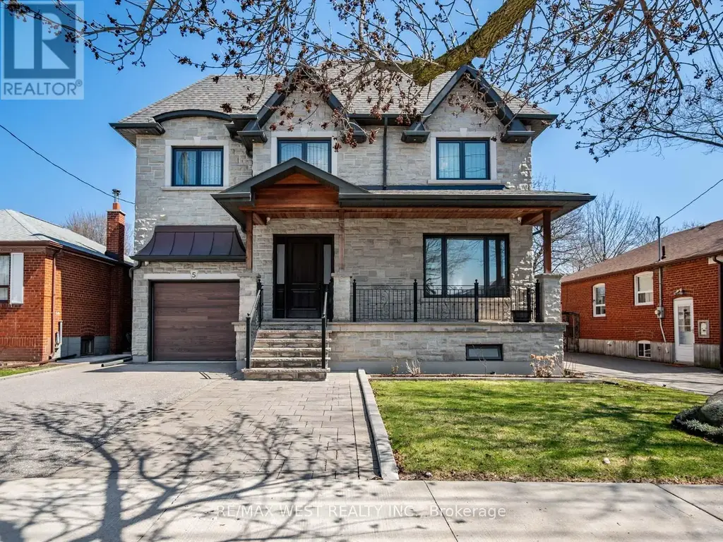 5 Paula Boulevard, Toronto (Alderwood)