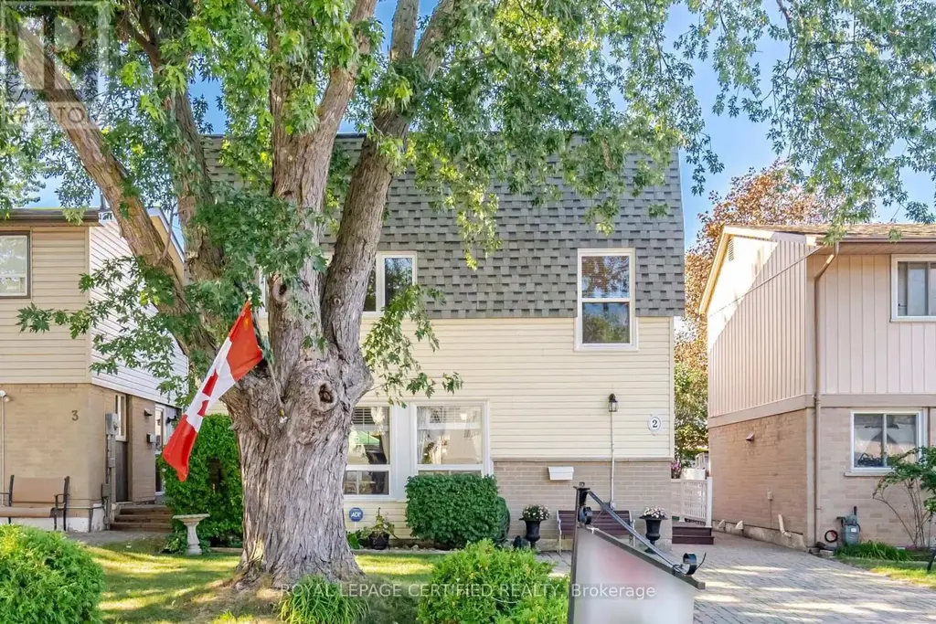 2 Grove Park Square, Brampton (Northgate)