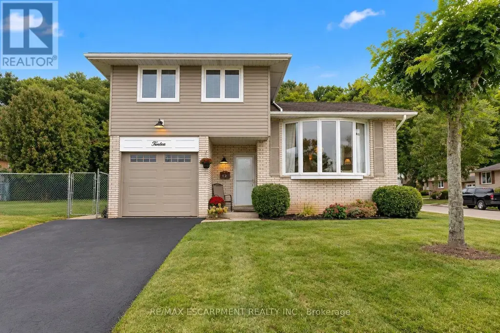 12 Brae Crest Drive, Hamilton (Stoney Creek)