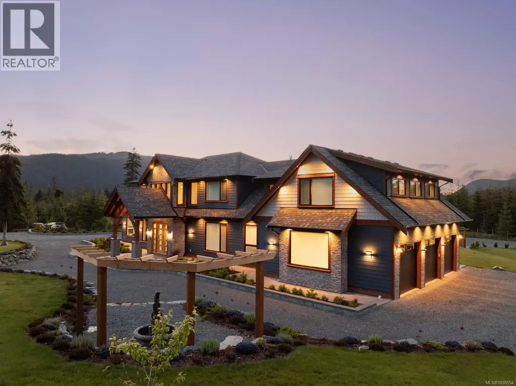 2833 Woodcroft Pl, Shawnigan Lake