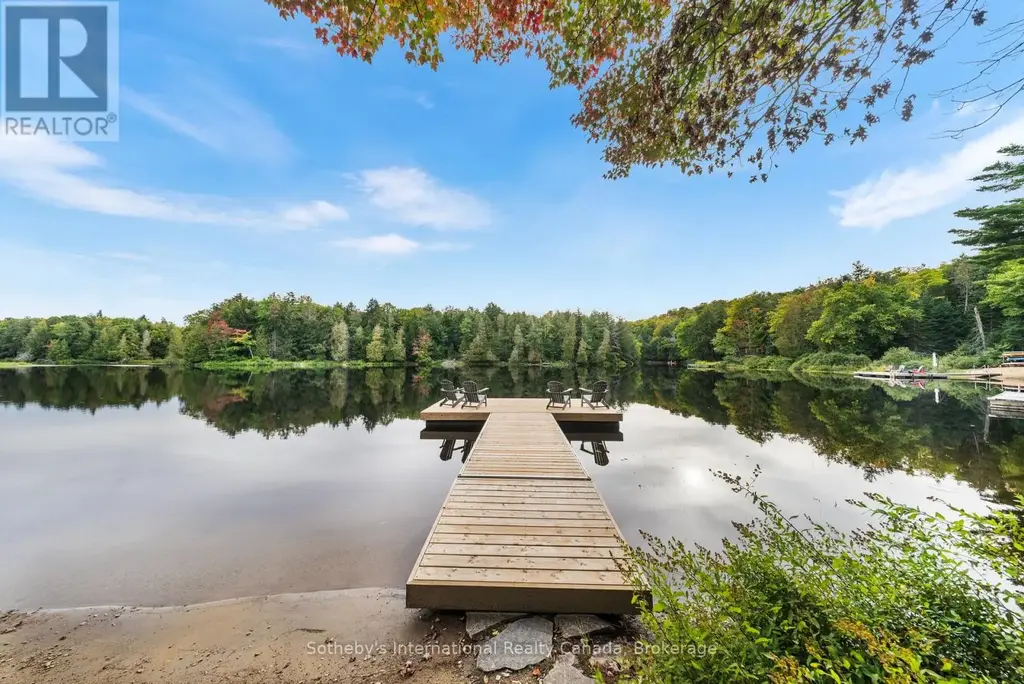 1054 Keysbury Drive, Algonquin Highlands (McClintock)