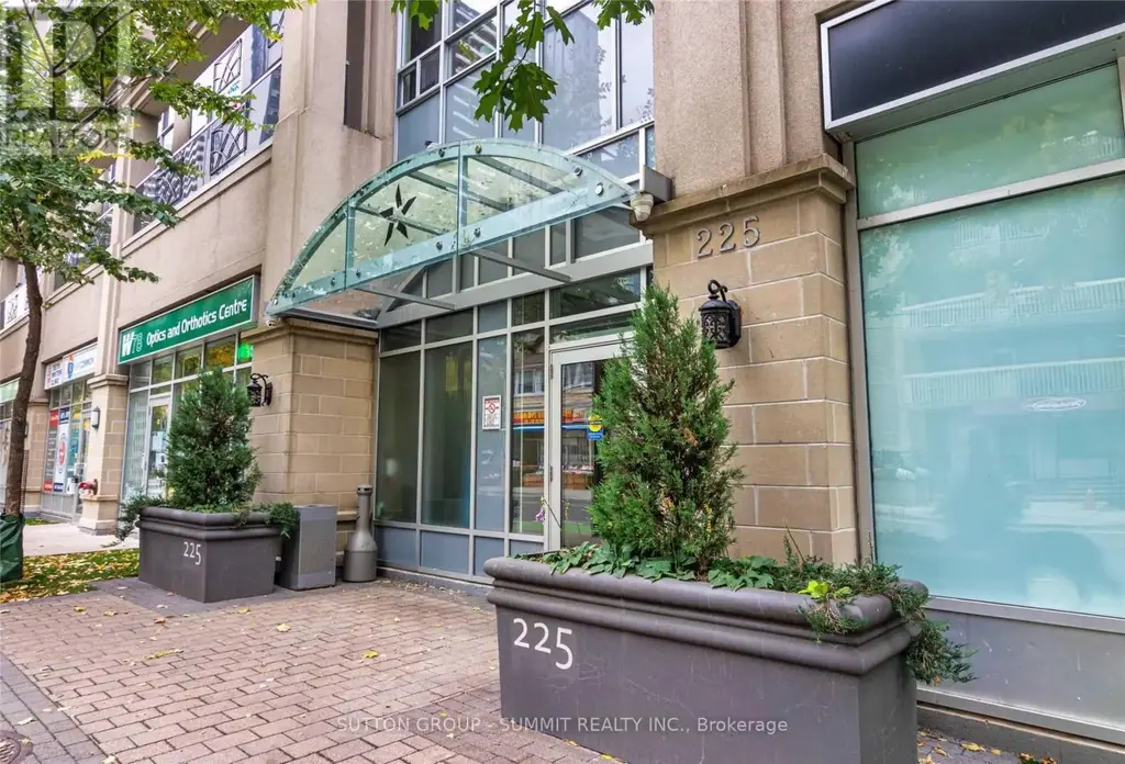 805 - 225 Wellesley Street E, Toronto (Cabbagetown-South St. James Town)