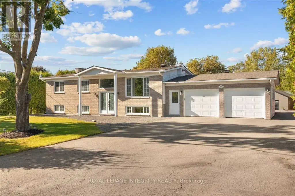 3073 Old Montreal Road, Ottawa