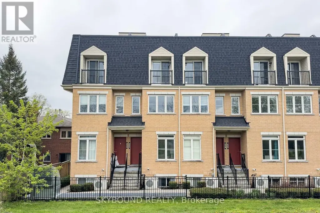 380 Hopewell Avenue, Toronto (Briar Hill-Belgravia)