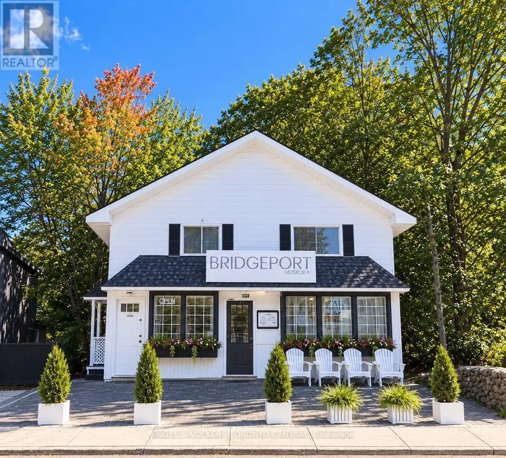 96 Joseph Street, Muskoka Lakes (Medora)
