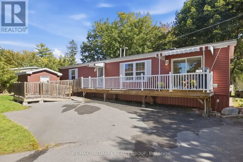 14 Pacific Avenue, Ottawa