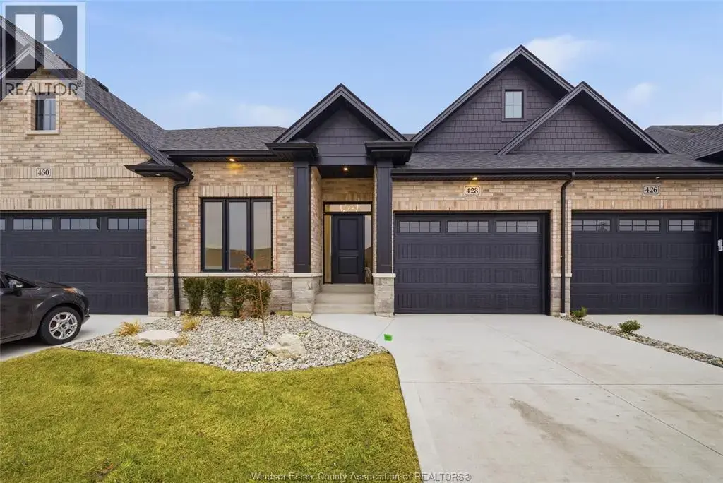 447 Caserta Crescent, Lakeshore