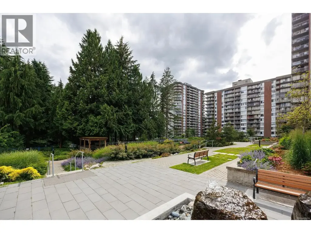 1001 2012 Fullerton Avenue, North Vancouver