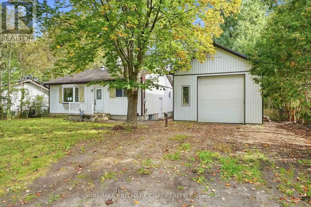 1213 Bayfield Street N, Springwater (Midhurst)