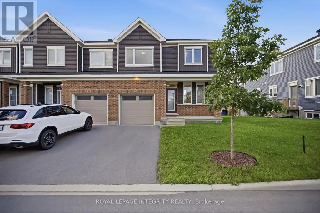 651 Chillerton Drive, Ottawa