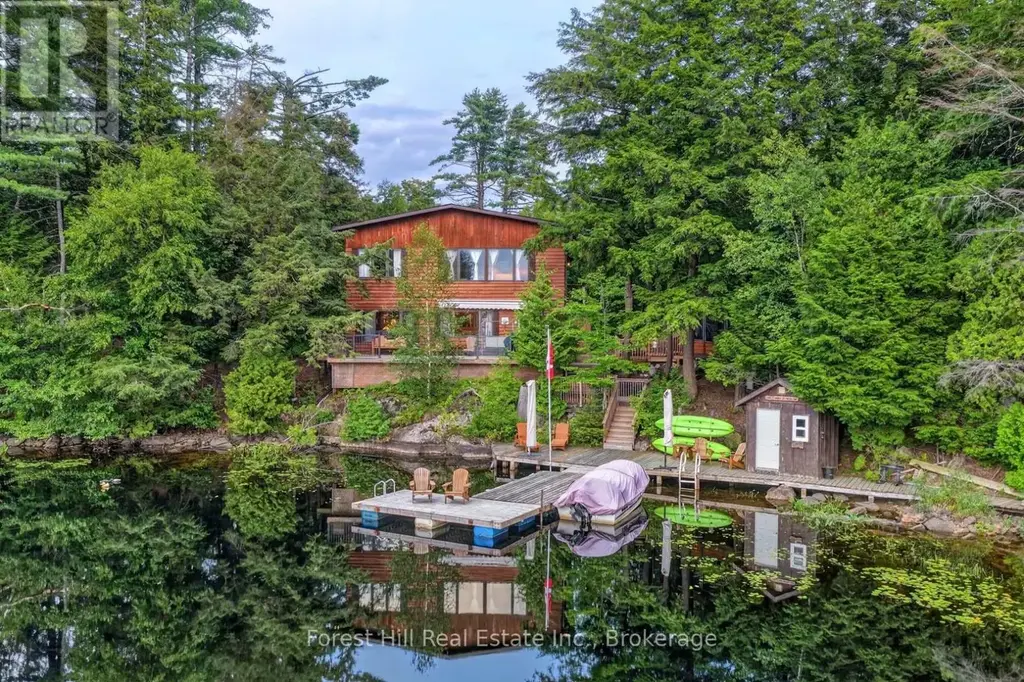 3611 Livingstone Lake Road, Algonquin Highlands (McClintock)