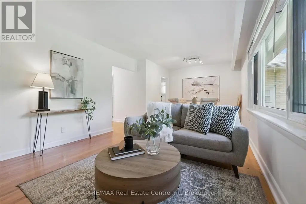 9 Hamel Avenue, Guelph (Exhibition Park)