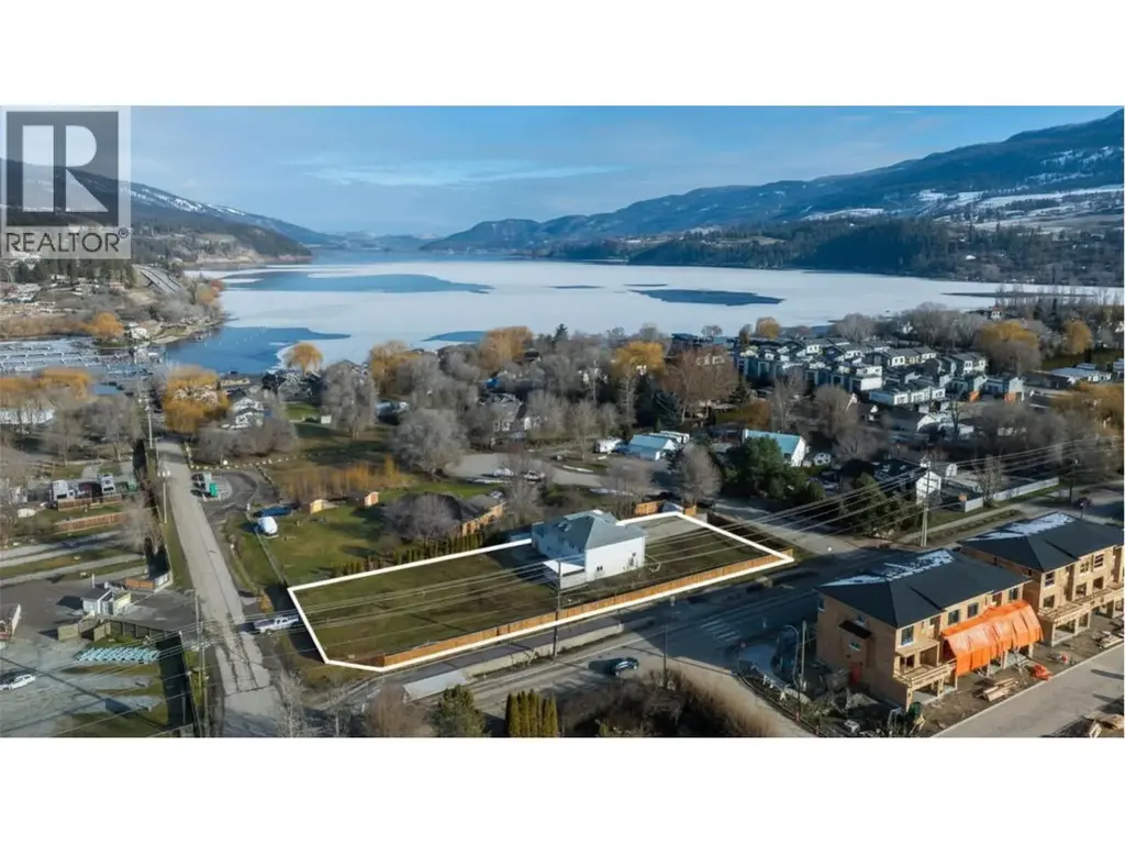 11506 Turtle Bay Court, Lake Country