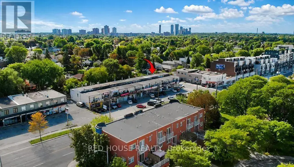 1533 O'connor Drive, Toronto (O'Connor-Parkview)