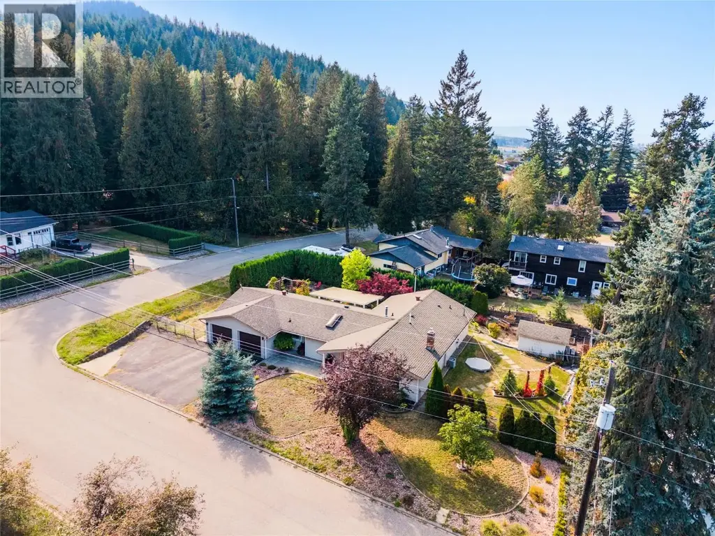 9434 Angus Drive, Coldstream