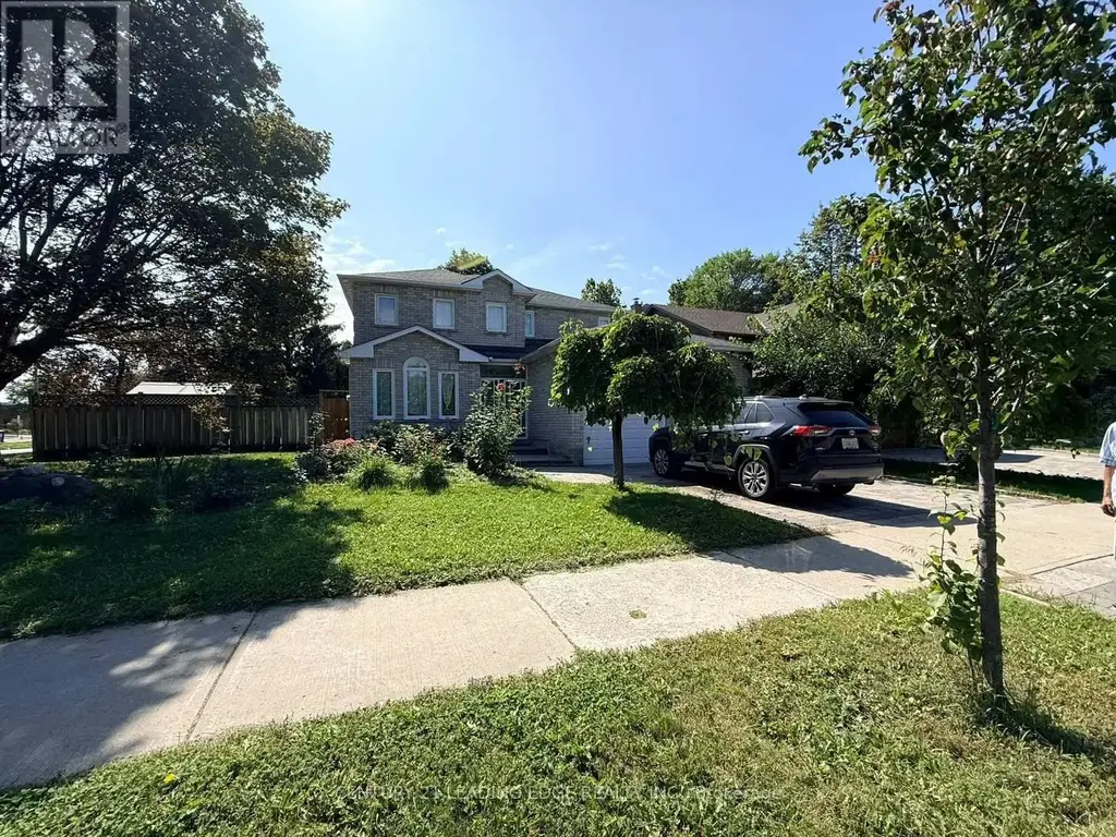 #lower - 2 Higginson Street, Markham (Raymerville)