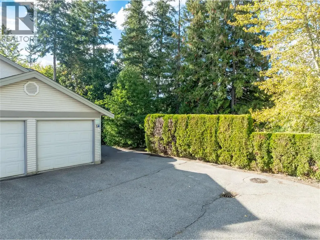 171 17 Street Se Unit# 32, Salmon Arm