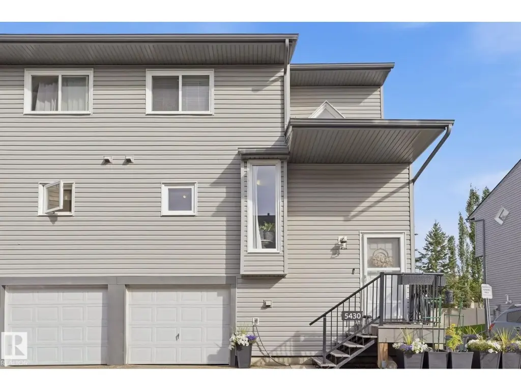 5430 38a Av Nw Nw, Edmonton